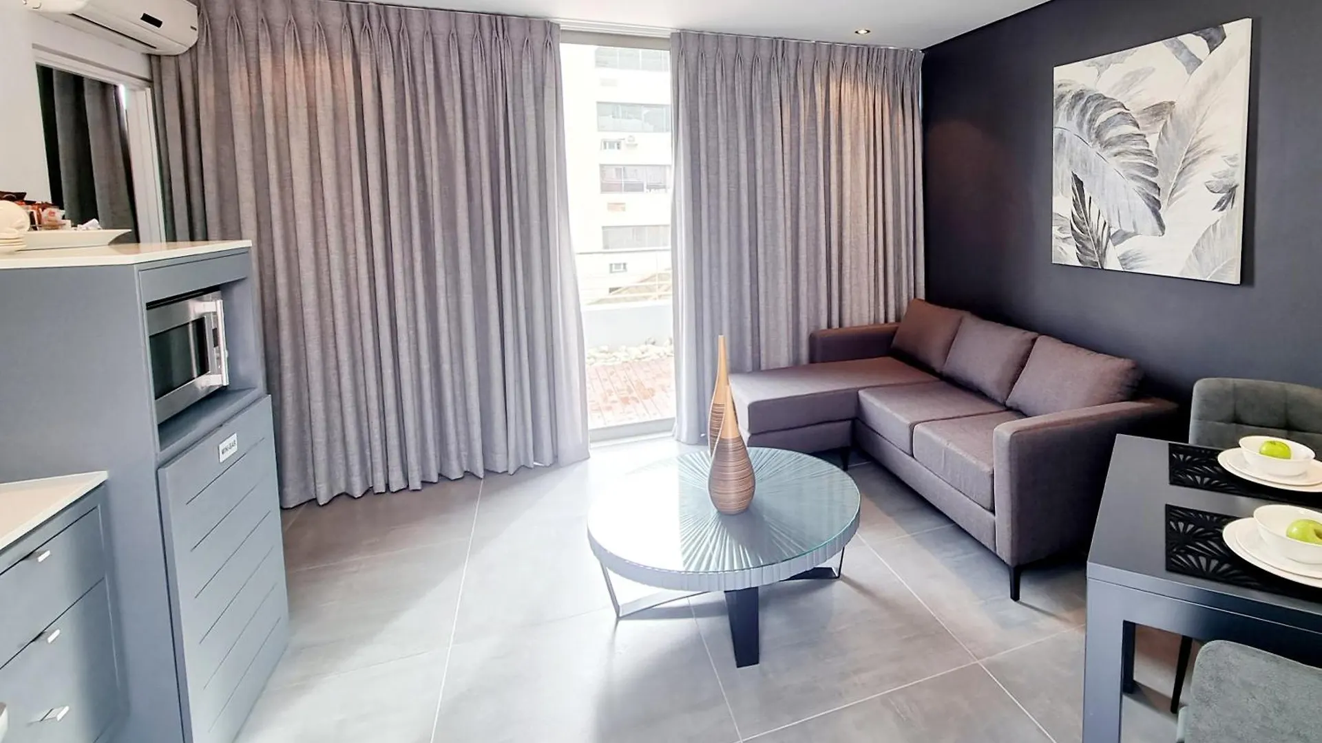Atlantic Affair Boutique Hotel contacts
